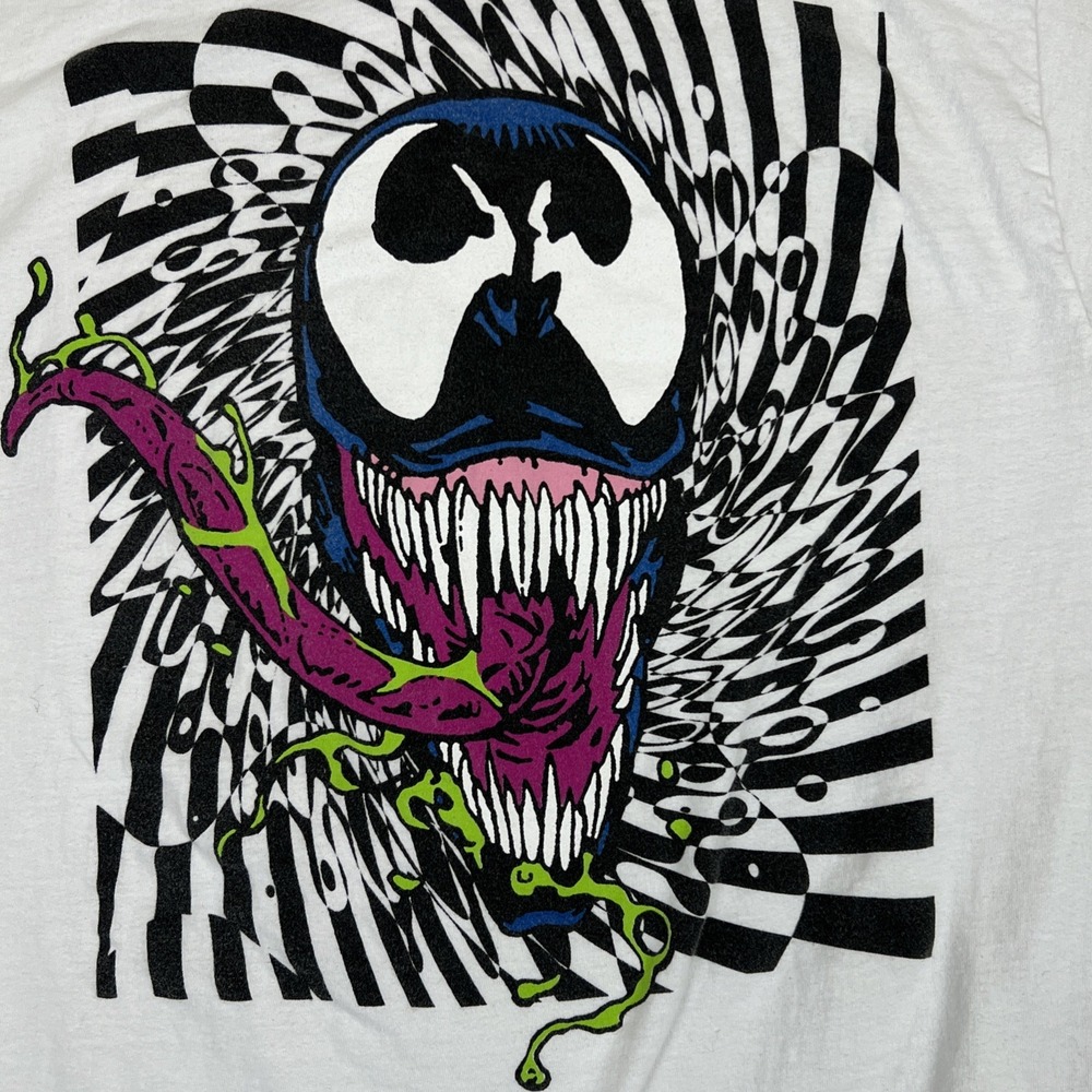 Marvel Venom Graphic T-Shirt Mens Medium White Mad Engine Psychedelic Swirl Tee - Picture 4 of 9